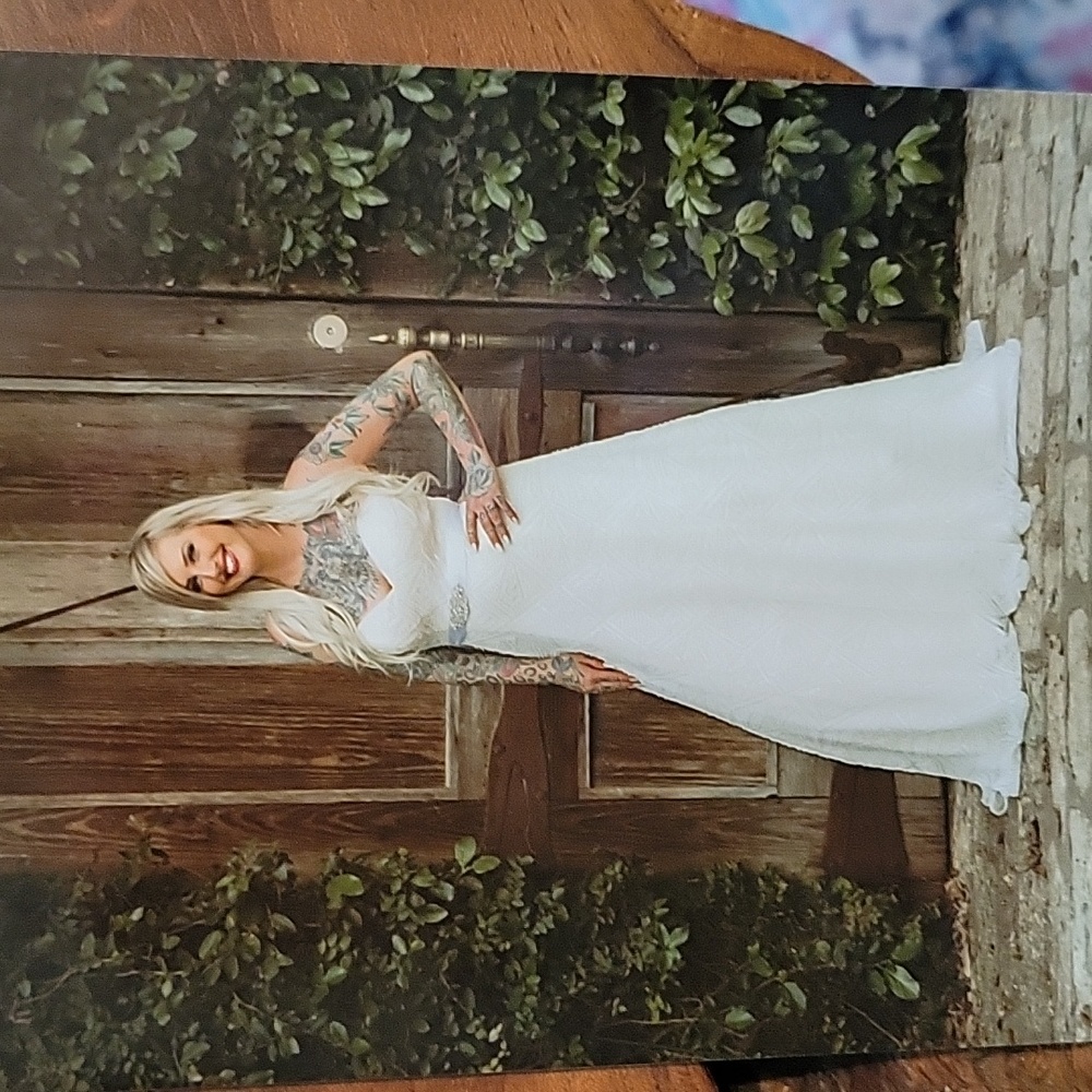 Wedding dress